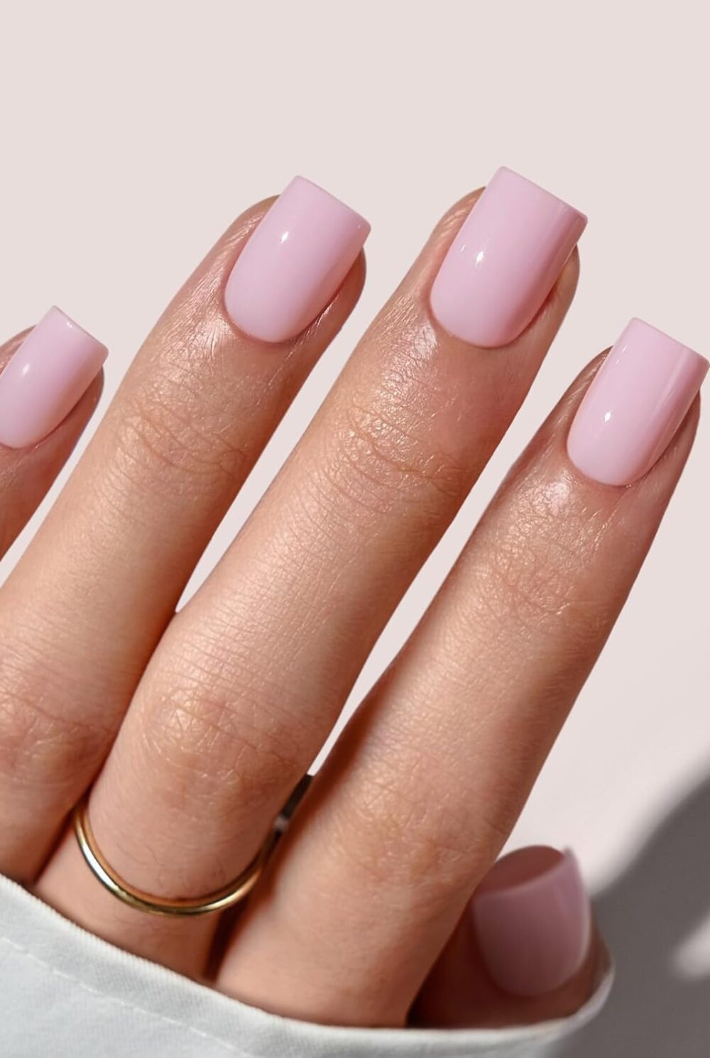 BTArtbox Press On Nails, Short Square Pink Fake Nails, 32Pcs Full Kit